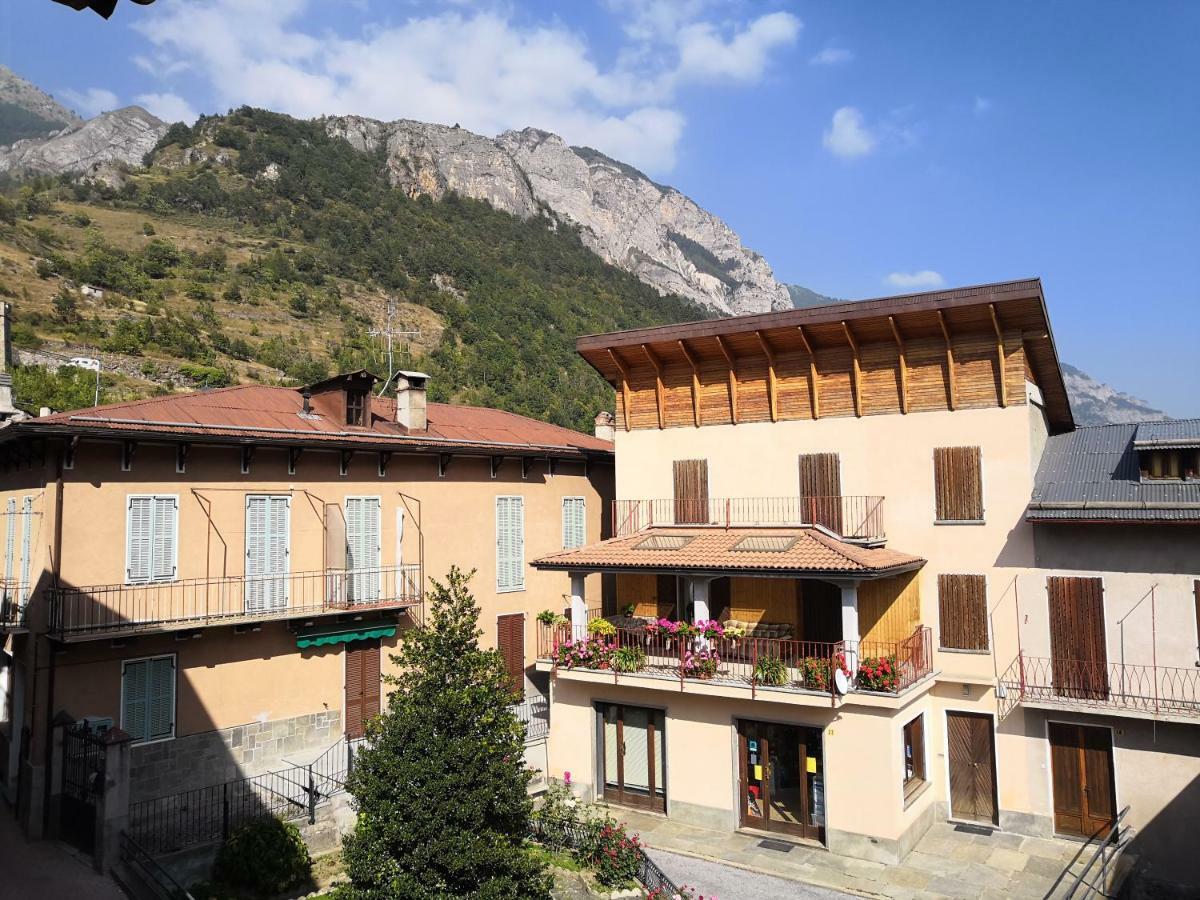 Appartamento La Torre Vinadio Kültér fotó